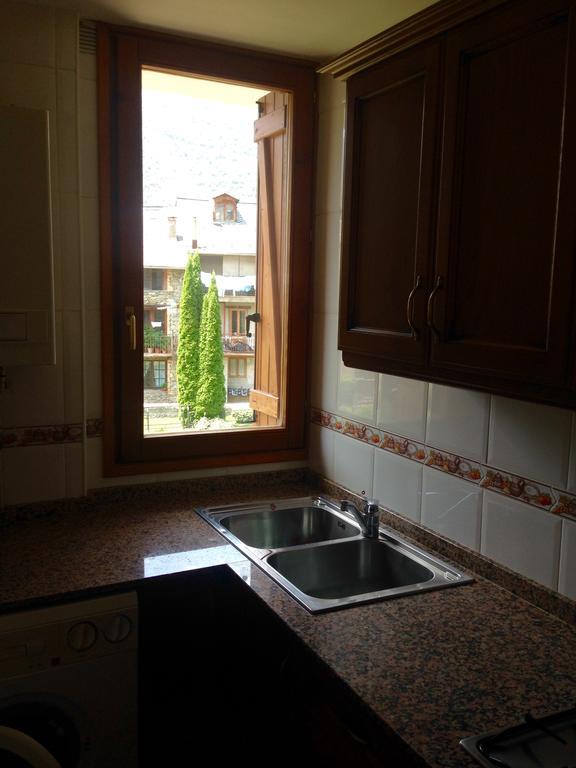 Vora Riu Apartment Esterri D'Aneu Luaran gambar