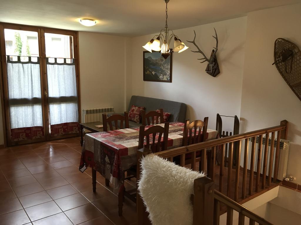 Vora Riu Apartment Esterri D'Aneu Luaran gambar